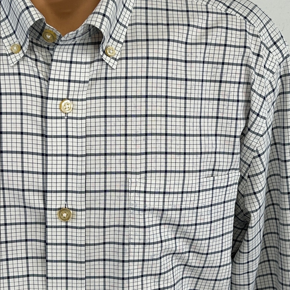 Orvis long sleeve button down collar shirt.  L - Picture 4 of 9